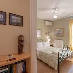 Brian & Dora's House In Kontogourata Daire