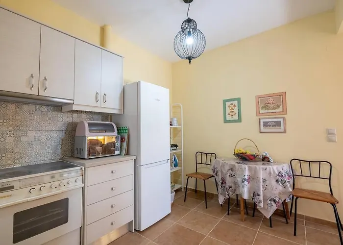Brian & Dora's House In Kontogourata
